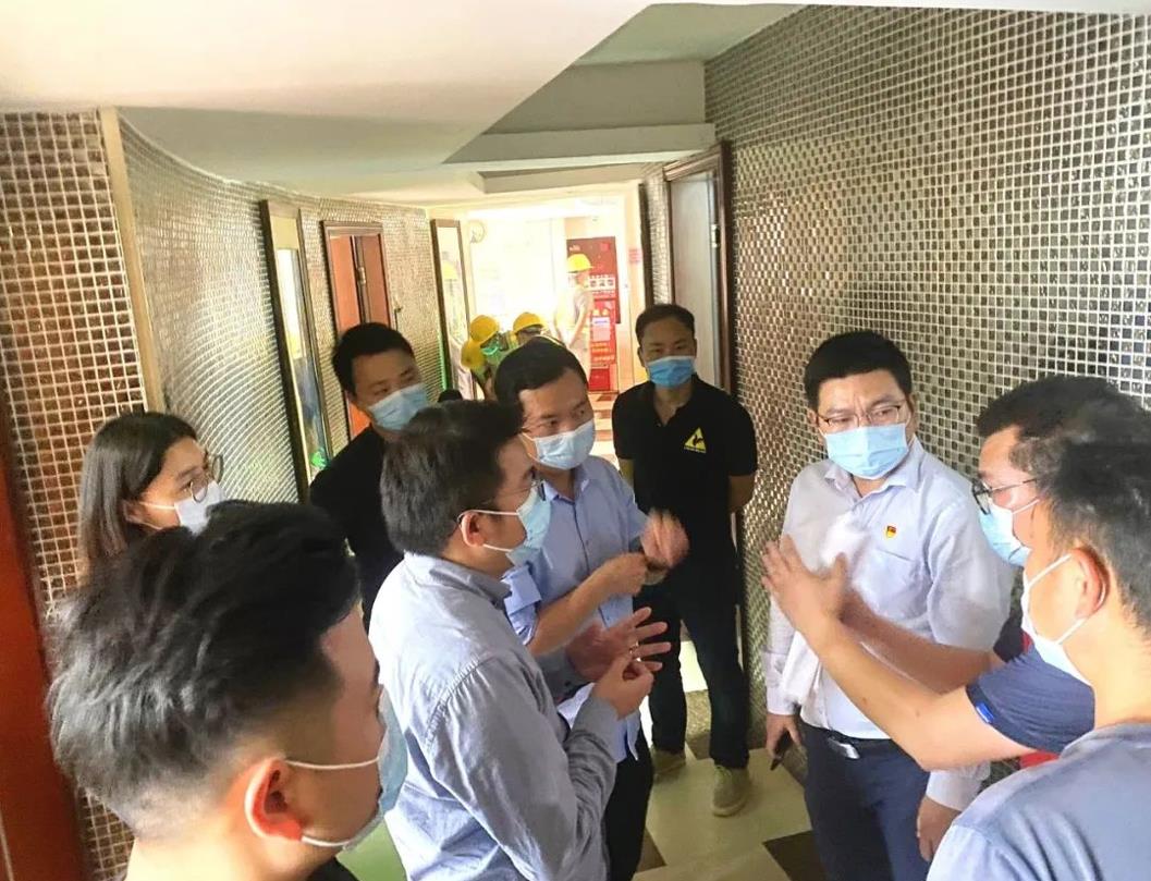 【战役进行时】24小时急速冲锋！爱游戏手机入口官网-爱游戏（中国）
建筑紧急援建顺德容桂隔离酒店改造任务